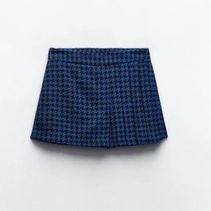 Brand new Zara High-Waisted Houndstooth Skort – Size M (no tag )